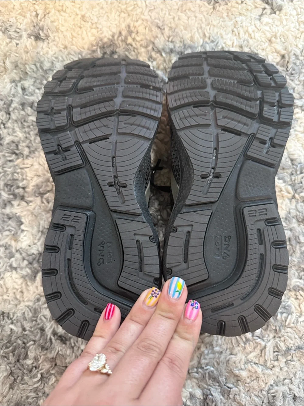 Brooks Adrenaline GTS 22 - Picture 4 of 10